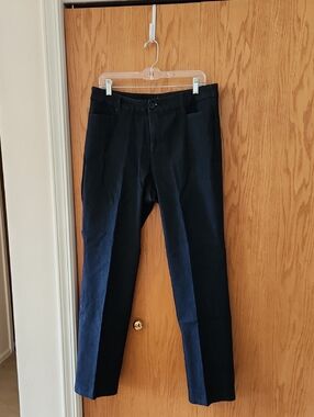St. John's Bay Women's Navy Jean Pants NWOT